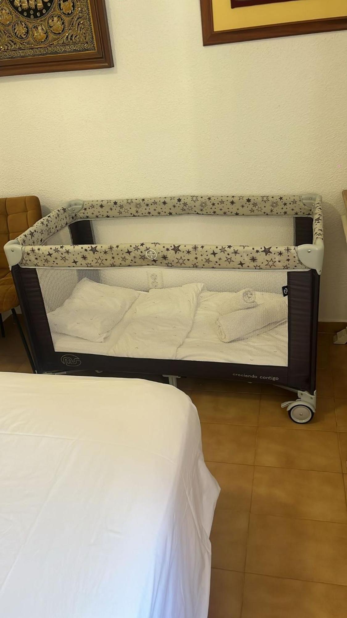 Chalet Adosado En Urbanizacion Con Precioso Jardin Denia Kültér fotó